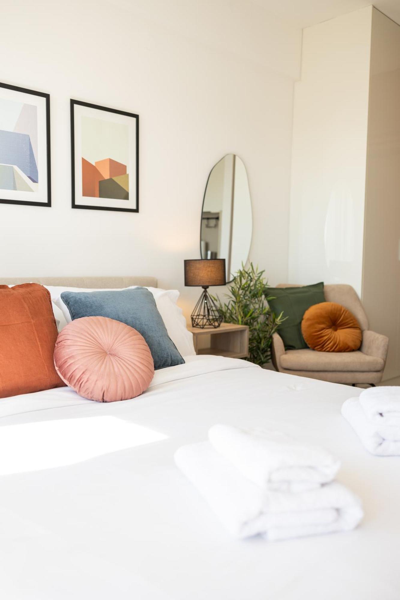Urban Colors Apartments By Binobi! เทสซาโลนิกิ ภายนอก รูปภาพ
